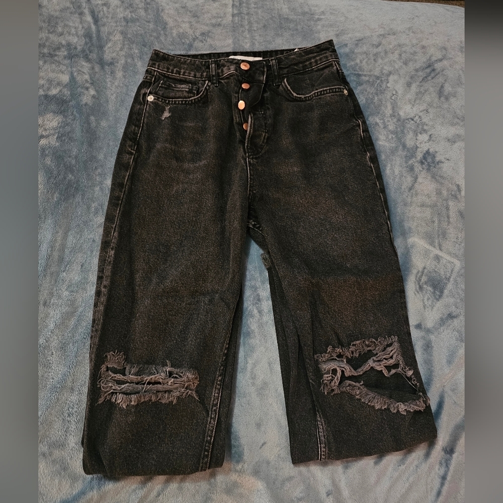 Zara High Rise Black Ripped Jeans - Picture 10 of 15